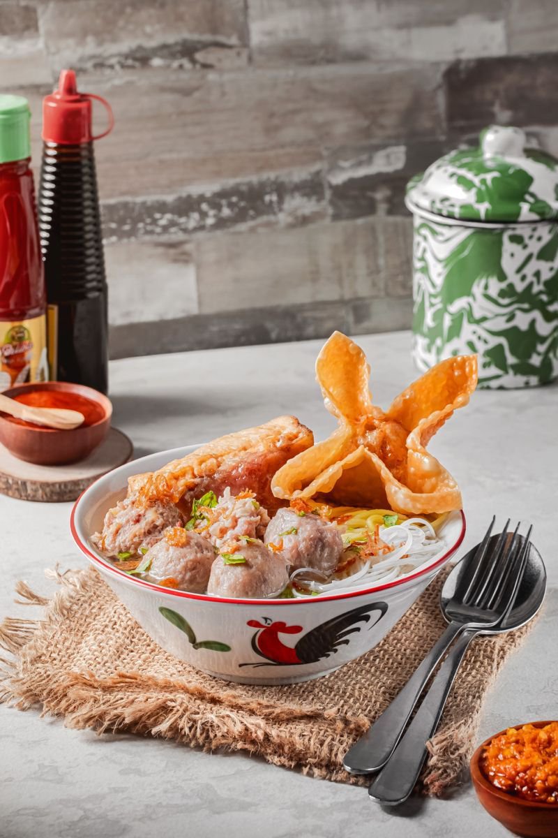 Dari Gerobak Sederhana Menjadi Outlet Ramai